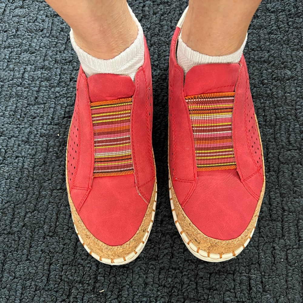 Women’s casual slip on shoes